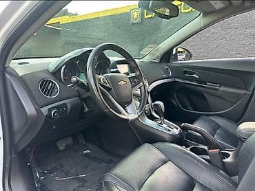 masin sat: Chevrolet Cruze: 1.4 l | 2014 il 320000 km Sedan — 2