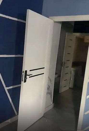 qapi kilidi: Qapılar 4 eded var biri 70 azn di
Anca Whatsapp işleyir 050 793 09 09 — 2