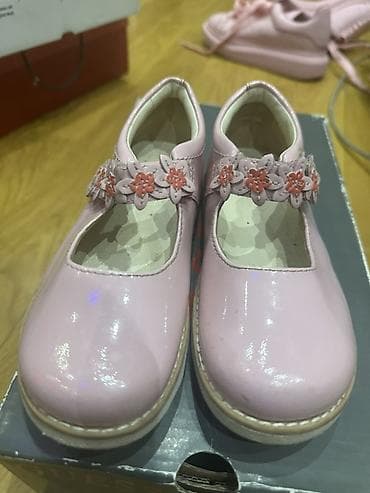 Uşaq qız üçün Clarks laklı balet ayaqqabısı Olcu 29 - Brend: Clarks