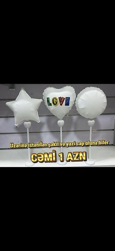 Stendlə balon dekorları – ulduz, ürək və dairə formaları. Ağ rəngdə