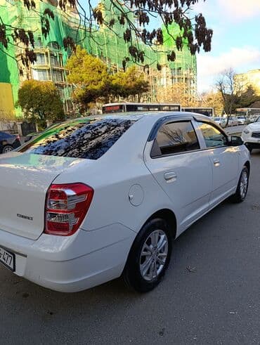 khazar avtomobil krediti: Chevrolet Cobalt: 1.5 l | 22000 km Sedan — 9