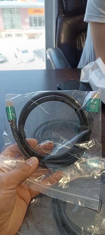 video reqstrator: HDMI cable 8K 1m — 1
