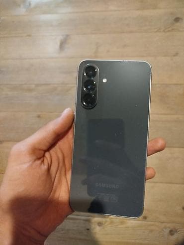 dubai iphone 13 pro max: Samsung Galaxy S23, rəng - Boz, Barmaq izi — 1
