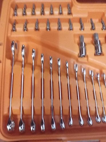 nabor desti: Alət dəsti – peşəkar çoxfunksiyalı - Sərt plastik portativ çamadanda — 7