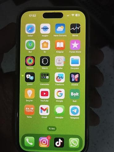 iphone 6 satiram tecili: IPhone 15, Sarı, Face ID — 1