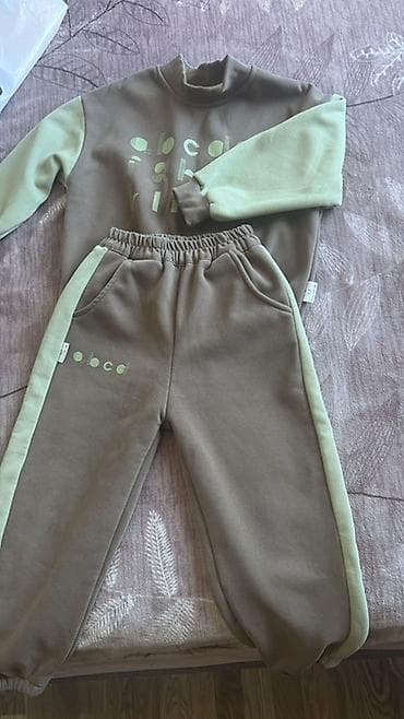 usag geyim: Uşaq üçün iki hissəli sport dəsti - Komlekt: sweatshirt və şalvar - — 4