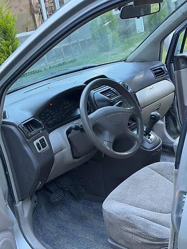 universal: Mitsubishi Chariot: 2.4 l | 2000 il 441000 km Van/Minivan — 8