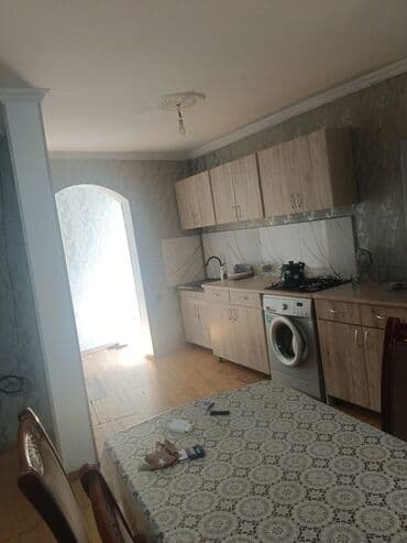upd qesebesinde kiraye evler: УПД 3 комнаты, 62 м², Средний ремонт — 3