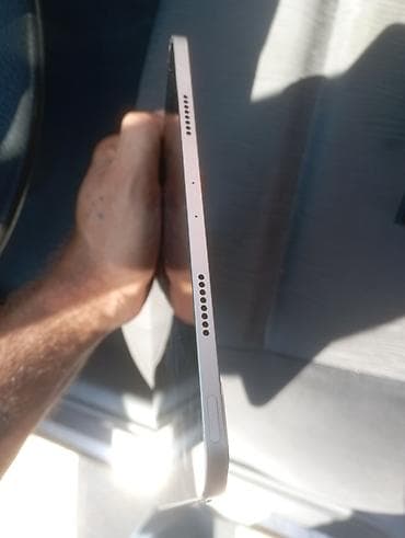 Планшеты: Б/у Apple iPad Pro 11 (2022), 11", 128 ГБ, Платная доставка — 2