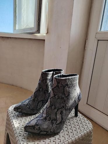 afolu bot: 38 razmerdi təzədir flodan alınıb 70 manata alınıb 30 manata — 2