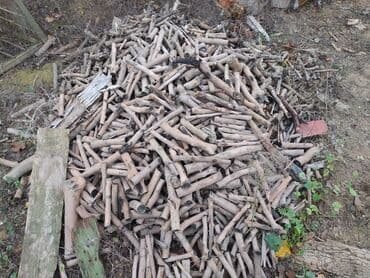 Odun satılır tut ağacı, doğranıb hazır kaminə odun sobasına. Quru və