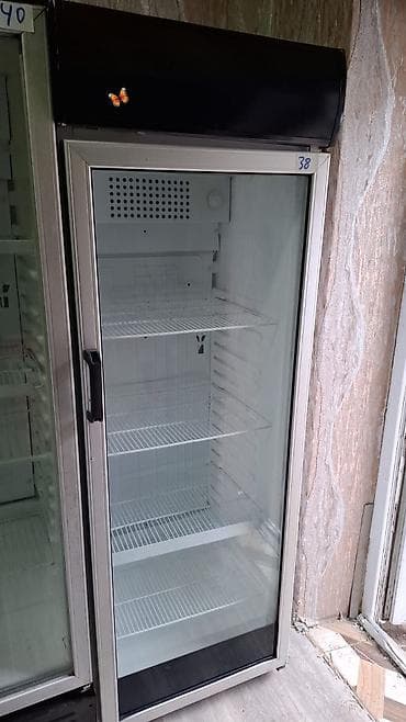 SAMİRƏ kod ³⁰🦋 Su vitirini – tam işlək. Şüşə qapılı, vertikal vitrin