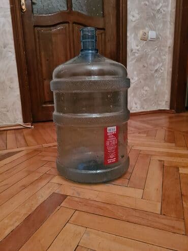 1 ton suyun qiymeti: Dispenser su çəni satılır 19 L. lik Pompalar satılıb Çən qalıb Tək Çən — 3