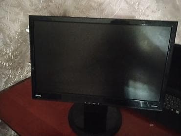manitor 19: BenQ T905HD LCD monitor İşlənilmiş - Ekran ölçüsü: 19 düym (təxmini — 2