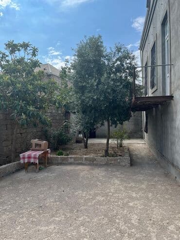 qubada satiliq evler: Binə 5 otaqlı, 200 kv. m, Kredit yoxdur, Orta təmir — 2