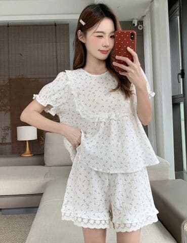 kiqurum qadın pijamaları: Qadın pijama dəsti – 2 hissəli - Rəng: Ağ, xırda çəhrayı çiçək — 3