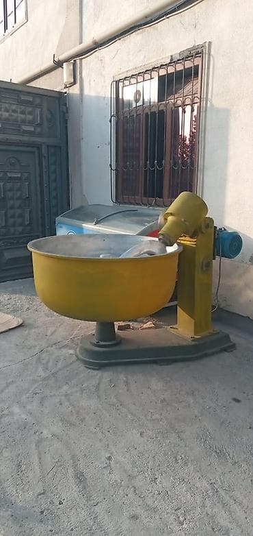 Оборудование для магазинов: *SEVA XİRDALAN* İran istehsali 3faza ilə isləyən 3 kisə un yəni 150kq — 1