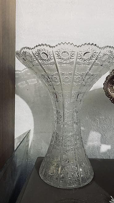 çit parça: Bir vaza, Xrustal — 2