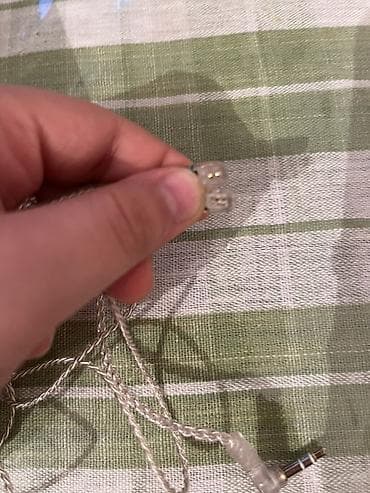 usliter kalonka: TƏCİLİ SATİLİR ENDİRİM OLUNACAG!!!!!!!! 50 AZN ALİNİB — 4