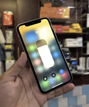 işlenmiş iphone: IPhone 11, 128 GB, Ağ, Zəmanət, Simsiz şarj, Face ID — 2