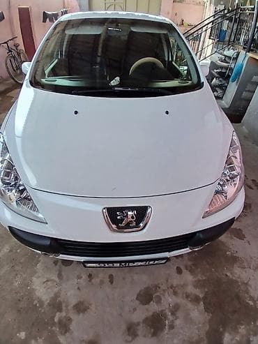 Peugeot 307: 2 л | 2005 г. 150000 км Хэтчбэк — 5