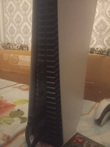 Mətbəx texnikası: PlayStation 5 satılır 800 AZN Quba erazisinde olanlar elage saxlasa — 2