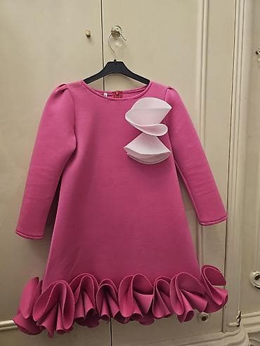 Qız uşaqları üçün zərif paltar kolleksiyası - Model 1: Qızılgül