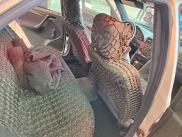 mercedes satilir: Mercedes-Benz C-Class sedan - Kuzov: 4 qapılı sedan, gümüşü rəng - — 7