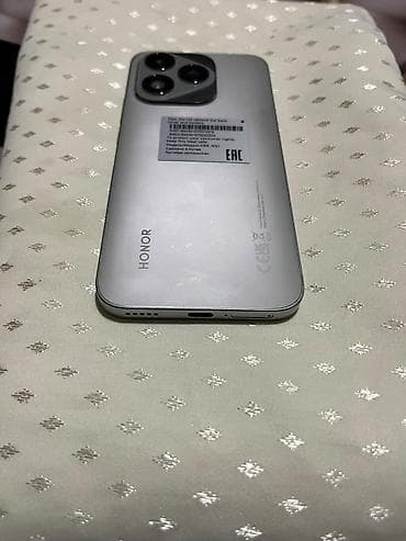 sade telefonlar satisi: Honor 256 GB, rəng - Gümüşü, Barmaq izi — 4