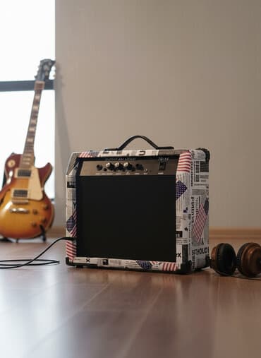 Səs avadanlığı: TG-15 gitara amfisi/kombo/səs gücləndirici Xüsusiyyətlər: - Model — 1