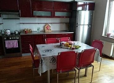 ev menzil: Yeni tikili binada yerləşən, ümumi sahəsi 197 m² olan geniş və rahat 4 — 8