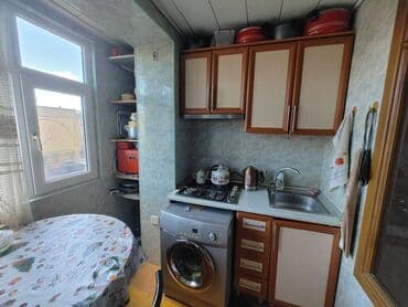 tek şexsiyyet vesiqesiyle kredit: Bakı, 3 otaqlı, Köhnə tikili, m. Xalqlar Dostluğu, 54 kv. m — 6