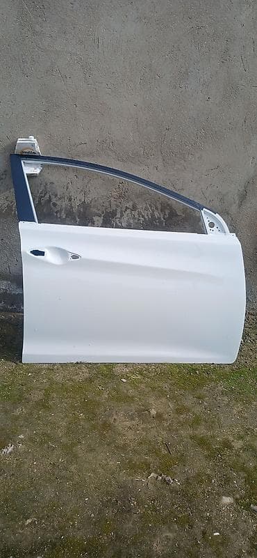 Sol ön, Hyundai 2013, 2013 il, Ünvandan götürmə