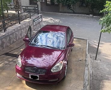 aksent: Hyundai Accent: 1.6 l | 2006 il Sedan — 4