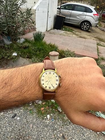 Qadın geyimləri: Poljot “Signal” mexaniki qol saatı - Brend/model: Poljot Signal — 3