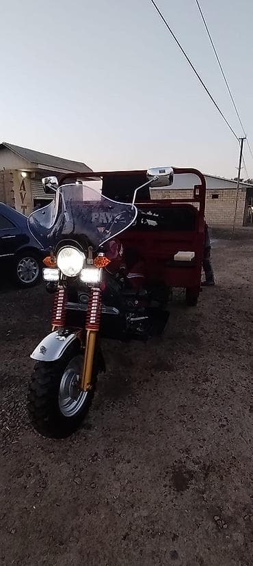 2 el traktör: Yükdaşıma üçtəkərli motosiklet – Payız 74 - Korpus və kuzov: Tam — 2