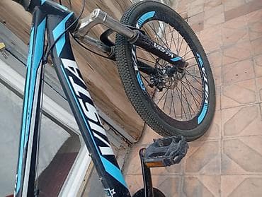 cube velo: Vista dağ velosipedi - Çərçivə: yüngül alaşımlı, qara-mavi rəng — 8