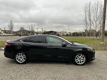 audi rs q3 2.5 tfsi: Ford Fusion: 1.5 l | 2016 il 181100 km Sedan — 5