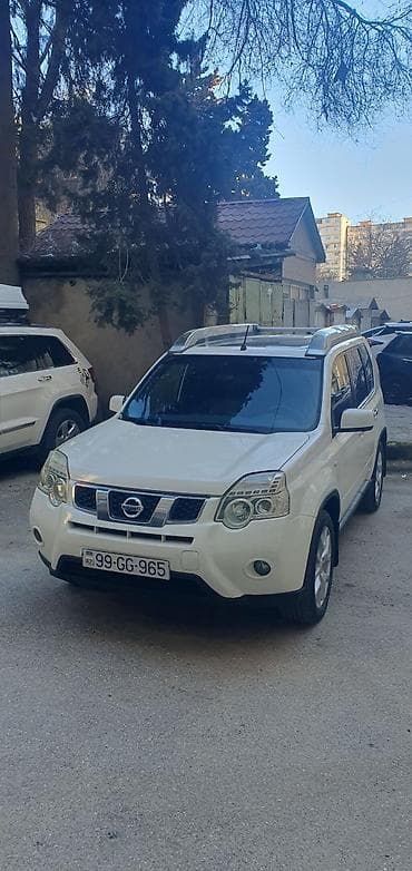 Nissan X-Trail: 2.5 l | 2013 il Ofrouder/SUV