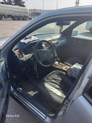 mercedes e320 yanacaq serfiyyati: Mercedes-Benz 240: 2.4 l | Sedan — 7