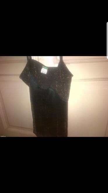 salvar ustu koftalar instagram: United Colors of Benetton, топик-майка, одевалось один раз, в очень — 1