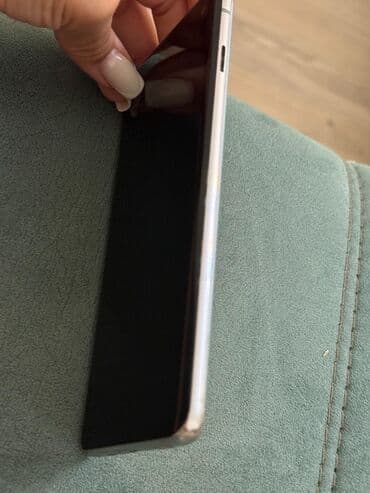 televizor samsung 108 cm: Samsung Galaxy S10, 128 GB, rəng - Ağ, Sensor — 2