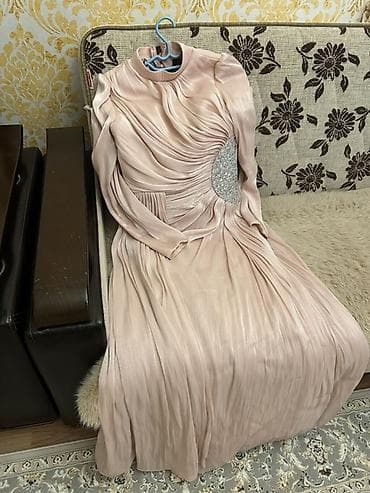 Ziyafət donu, Maksi