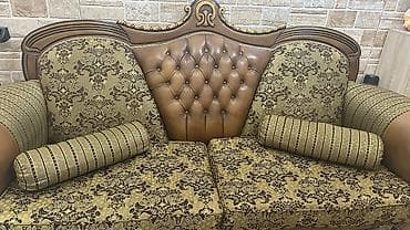 quxna divan: Klassik üslubda dəst: 1 ədəd ikioturacaqlı divan və 2 ədəd kreslo - — 4