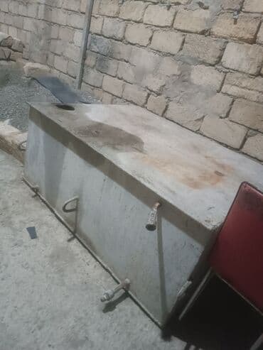 бутыль стеклянная 20 литров: Бак, Металл, 1000 л. л, Б/у, Самовывоз — 1