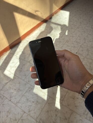 soyducu islenmis: IPhone 8, 64 GB, Qara, Barmaq izi — 6