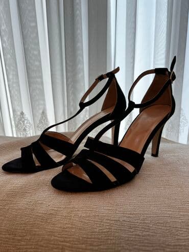 босоножки новые 36 размер: Размер: 39, цвет - Черный, Б/у — 1