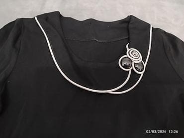 iş forma: Qara rəngli qadın paltarı - Model: uzunqol, dizə yaxın uzunluq - — 2