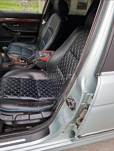 volvo s 80: BMW 5 series: 2.5 l | 1996 il Sedan — 6