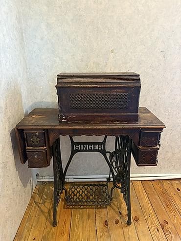 gitara kabel: Məhsul: Singer ayaqla idarə olunan tikiş maşını və orijinal ağac — 4